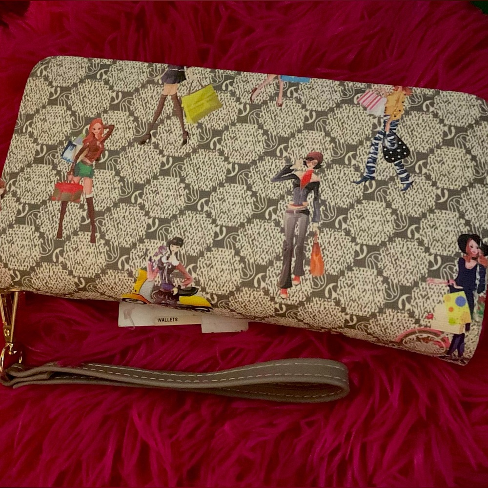 Cute fashion wallet can wear as wallet or wristlet